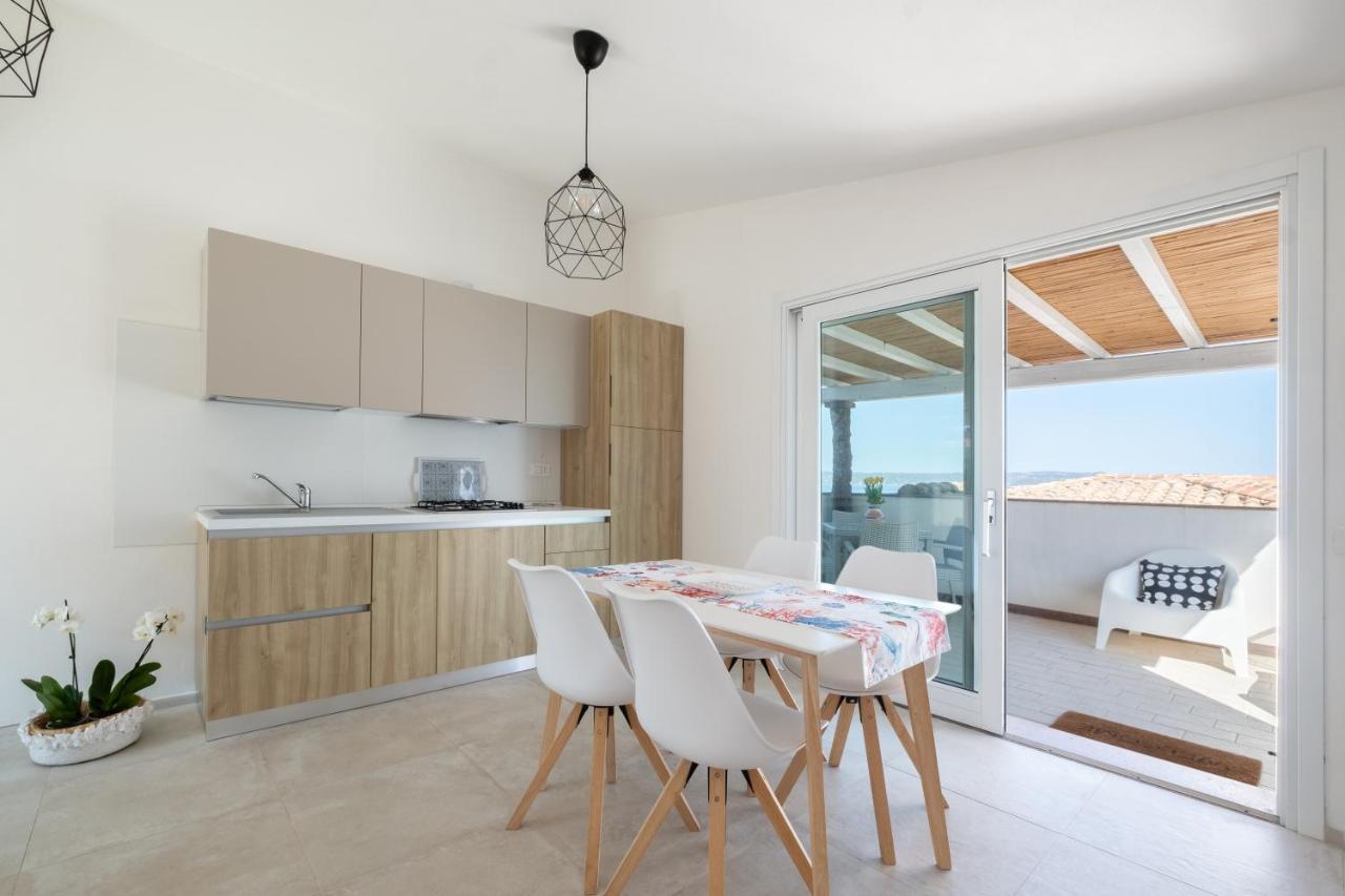 Le Nacchere Dimore A Portata Di Mare Calasetta Exterior photo