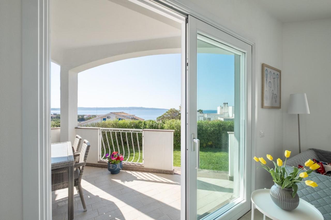 Le Nacchere Dimore A Portata Di Mare Calasetta Exterior photo