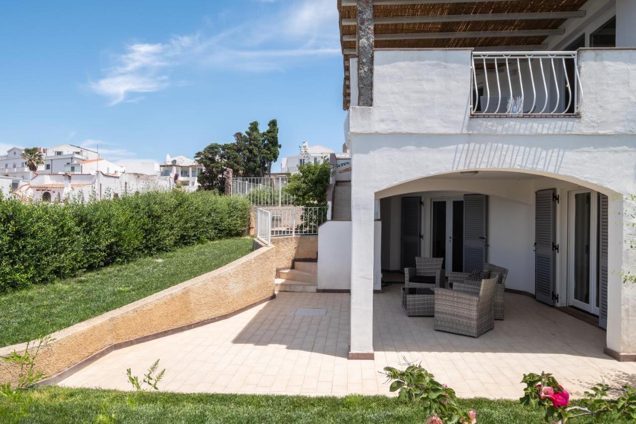 Le Nacchere Dimore A Portata Di Mare Calasetta Exterior photo