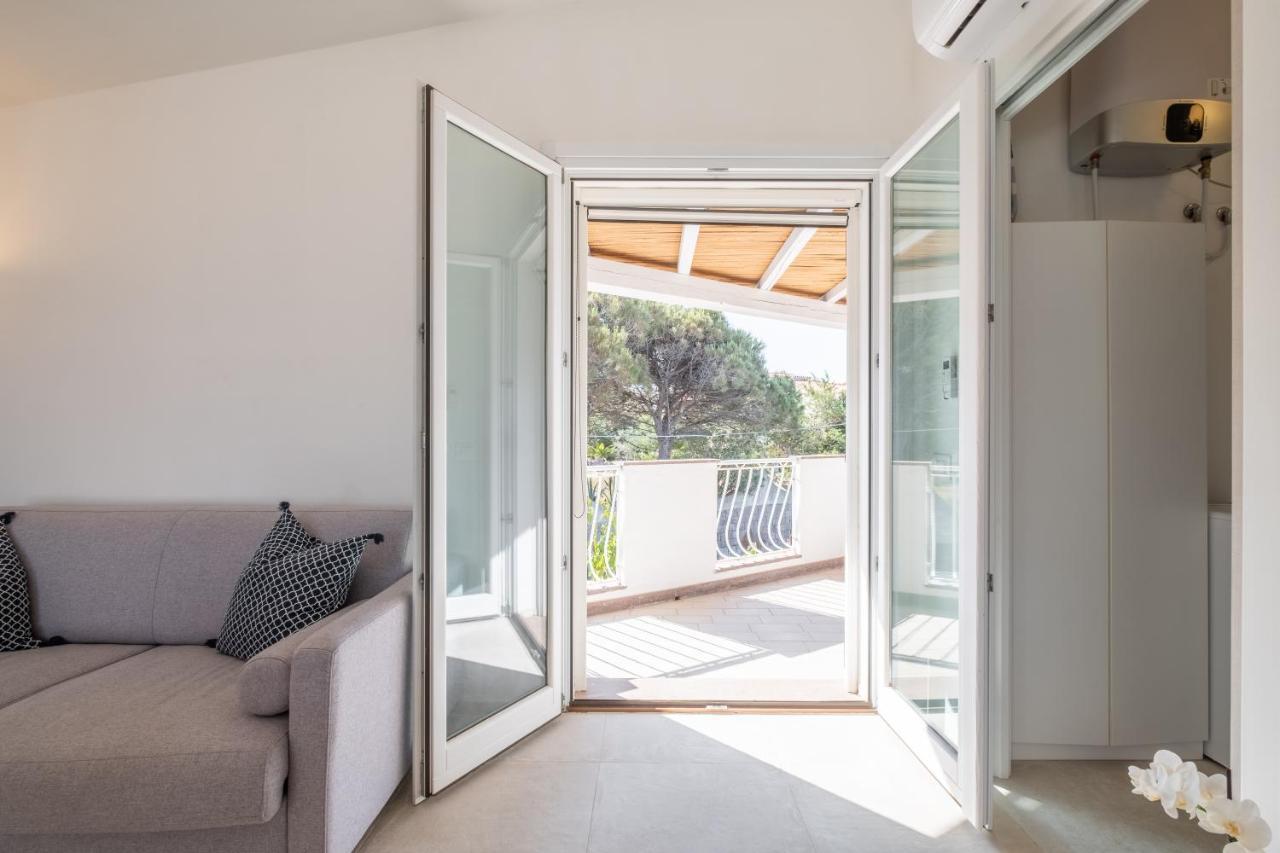 Le Nacchere Dimore A Portata Di Mare Calasetta Exterior photo