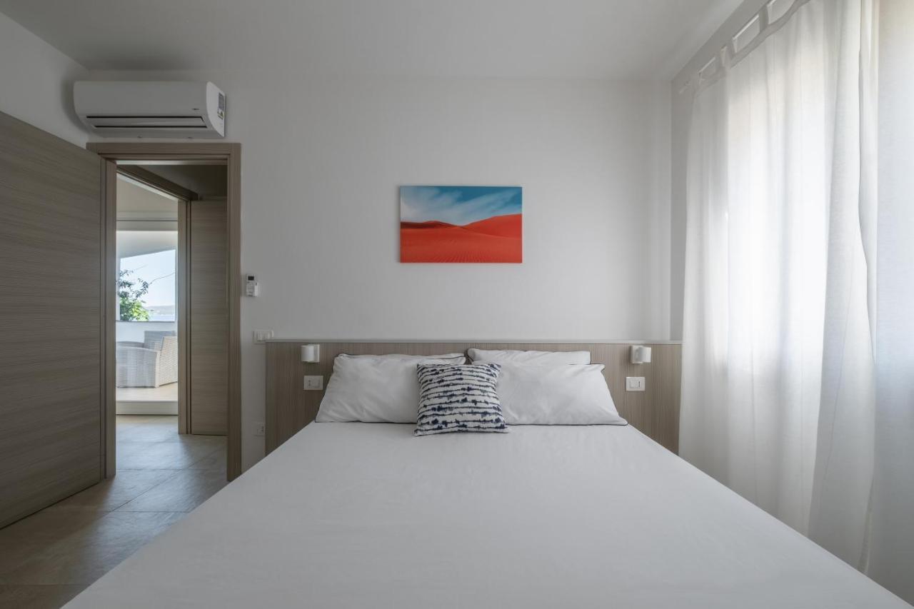 Le Nacchere Dimore A Portata Di Mare Calasetta Exterior photo