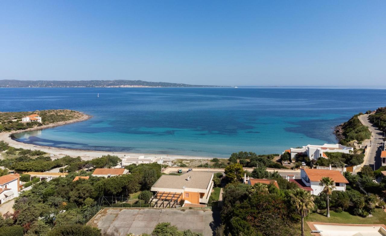Le Nacchere Dimore A Portata Di Mare Calasetta Exterior photo