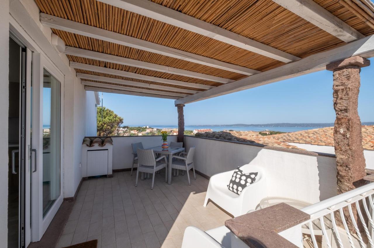 Le Nacchere Dimore A Portata Di Mare Calasetta Exterior photo