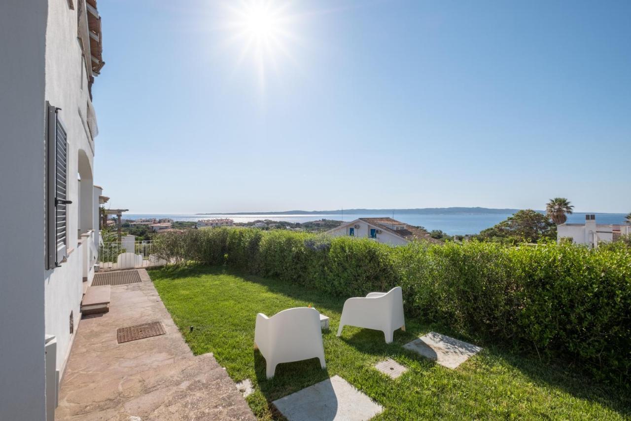 Le Nacchere Dimore A Portata Di Mare Calasetta Exterior photo